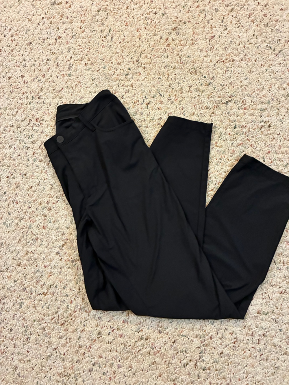 lululemon men’s Black Straight Leg Pants Like New